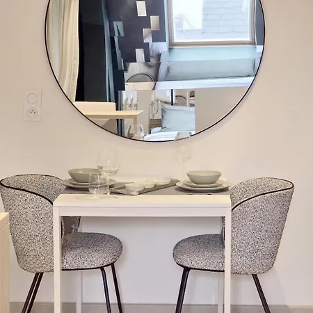 Апартаменты Hypercentre Монс